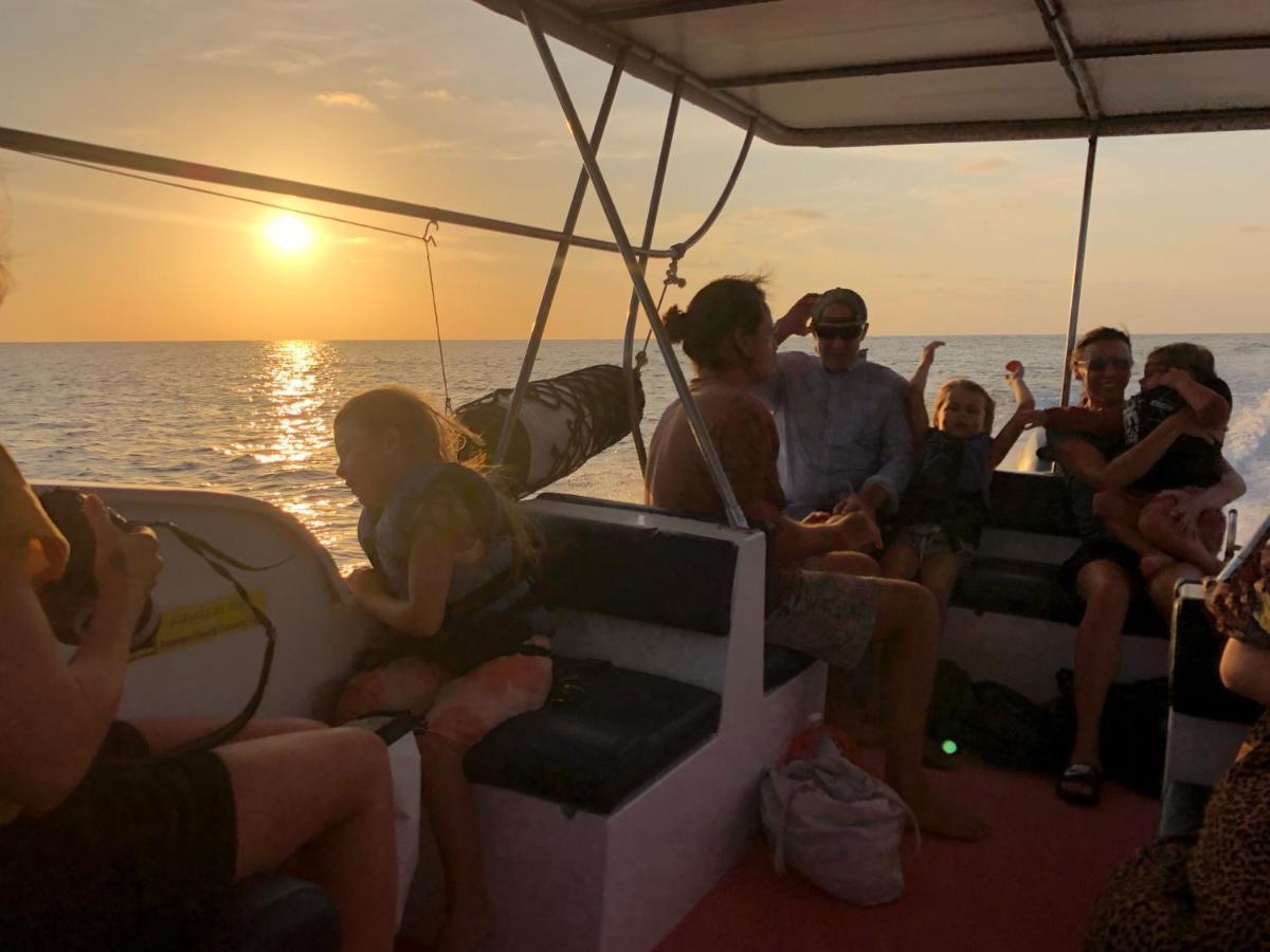 Royal Reef Stay Mathiveri Buitenkant foto